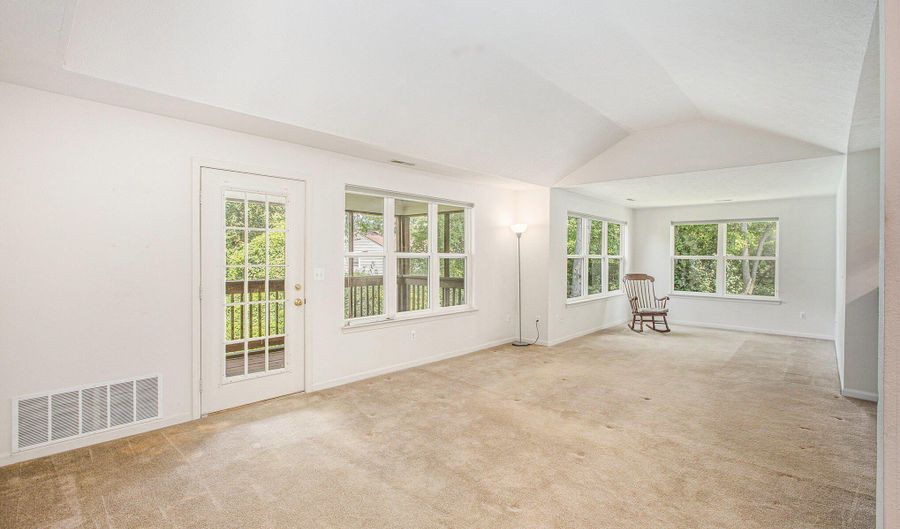 1446 Millbrook Trl, Ann Arbor, MI 48108 - 2 Beds, 2 Bath