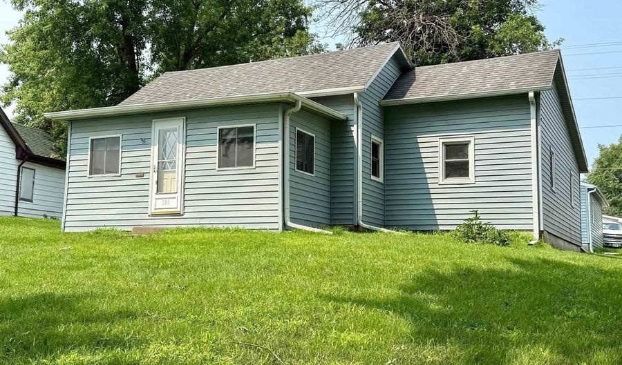 503 Pine St, Atlantic, IA 50022 - 2 Beds, 1 Bath