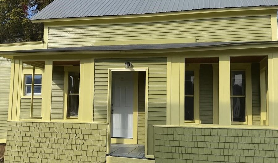 16 Shurtleff Pl, Barre, VT 05641 - 3 Beds, 1 Bath