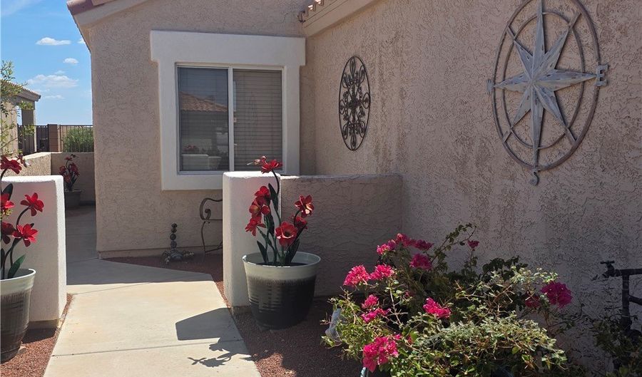 2450 Highland Trl, Bullhead City, AZ 86442 - 2 Beds, 2 Bath