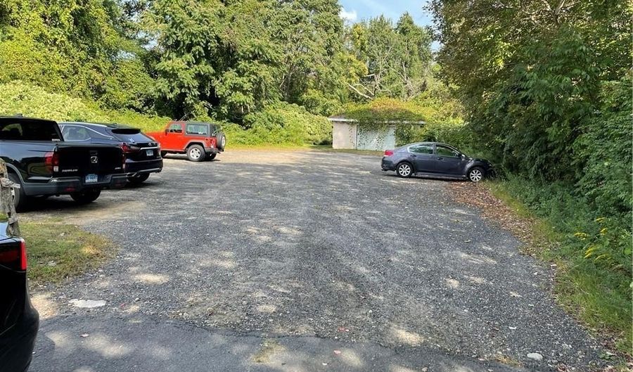 132 Main St, Chester, CT 06412 - 0 Beds, 0 Bath