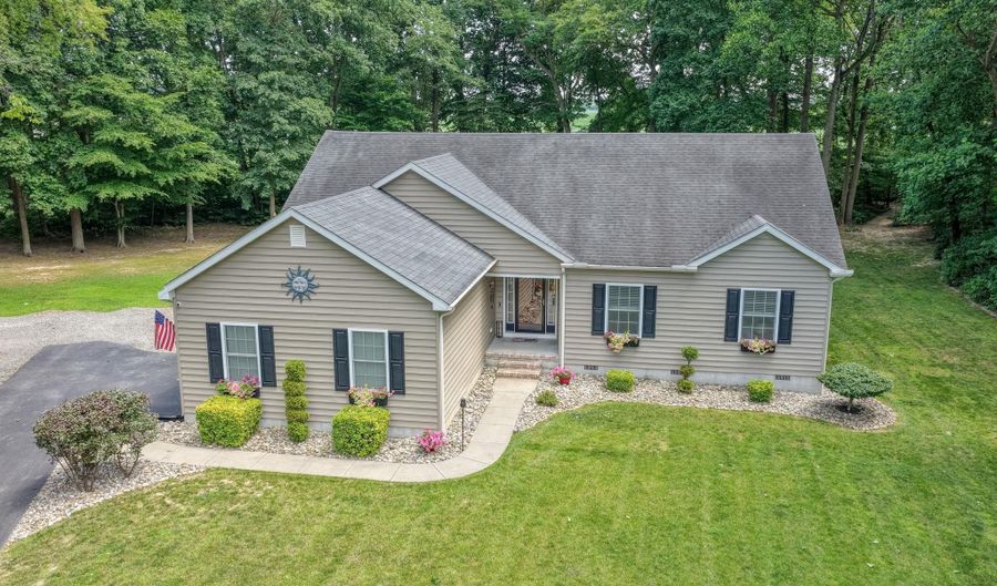 203 E BUCK POINT Rd, Clayton, DE 19938 - 3 Beds, 2 Bath