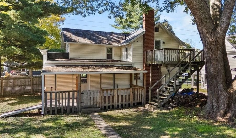1115 Cottage St, Ashland, OH 44805 - 2 Beds, 2 Bath