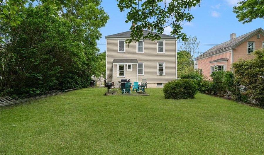 53 Warner St, Newport, RI 02840 - 4 Beds, 2 Bath