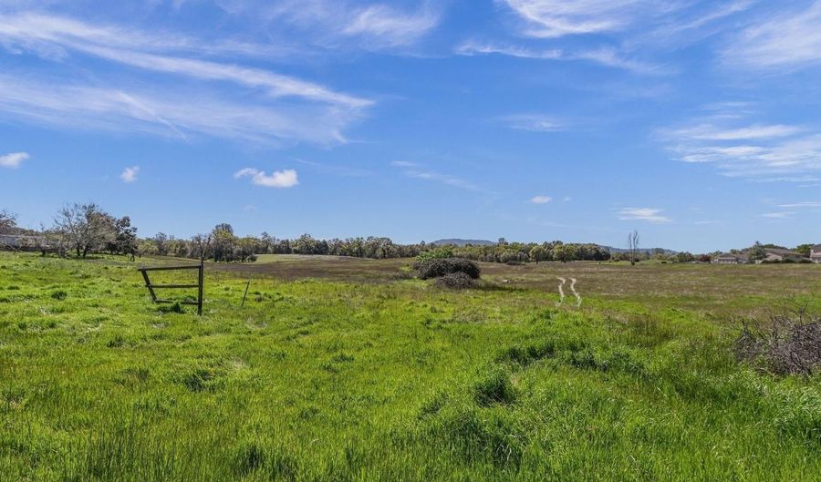 493-391 N Main Street Highway 49, Angels Camp, CA 95222 - 0 Beds, 0 Bath