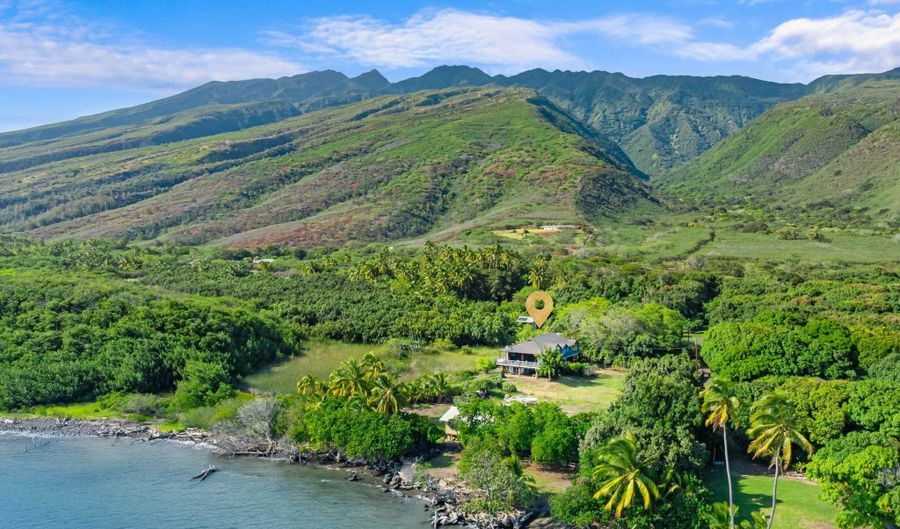 8320 Kamehameha V Hwy, Kaunakakai, HI 96748 - 3 Beds, 3 Bath