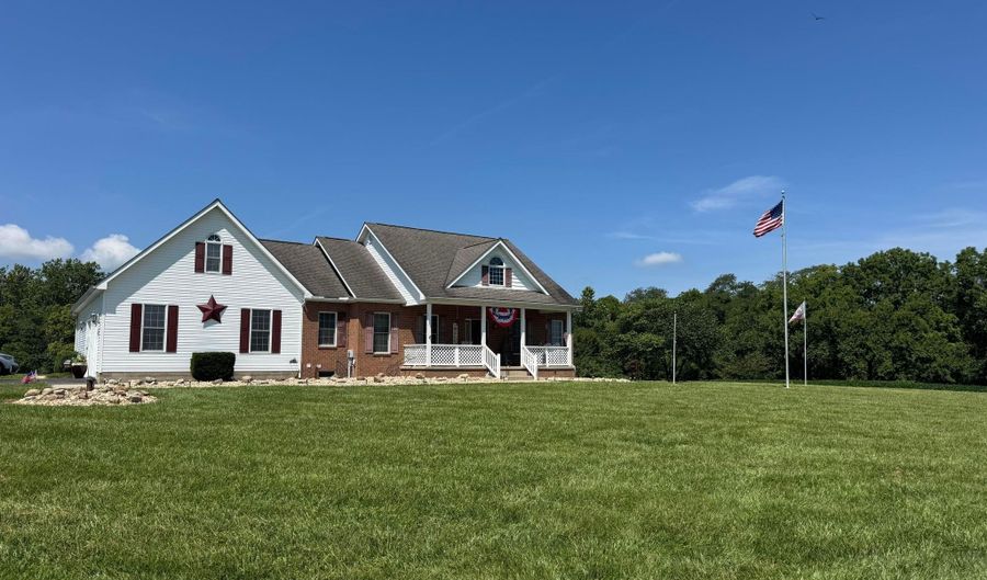 14487 Walnut Creek Pike, Ashville, OH 43103 - 3 Beds, 4 Bath