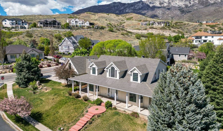 243 EASTVIEW Dr 6, Alpine, UT 84004 - 6 Beds, 6 Bath