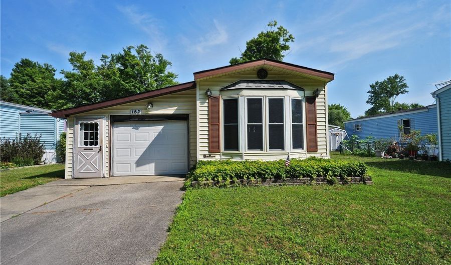 182 Bush Gdns, Alden, NY 14004 - 2 Beds, 1 Bath