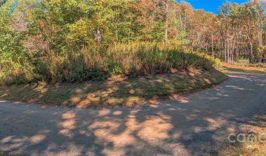 Nicholas Knoll 41, Bakersville, NC 28705 - 0 Beds, 0 Bath