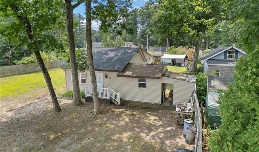 193 Shady Valley Rd, Coventry, RI 02816 - 2 Beds, 1 Bath