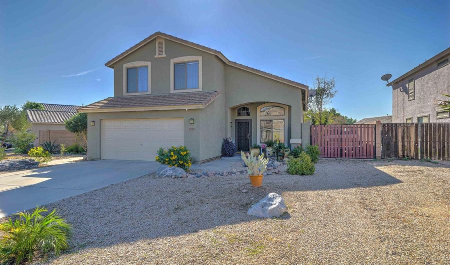 12701 W HOLLYHOCK Dr, Avondale, AZ 85392 - 4 Beds, 3 Bath