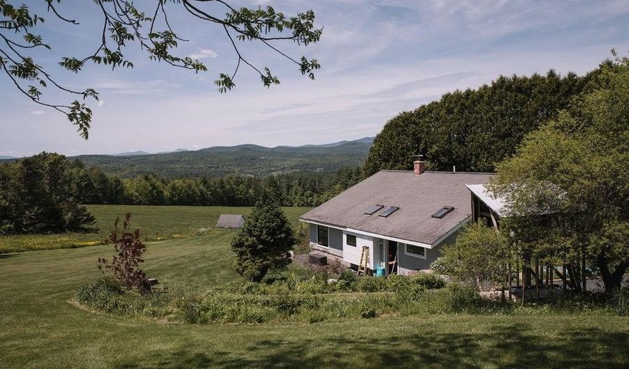 2113 Max Gray Rd, Calais, VT 05667 - 2 Beds, 1 Bath