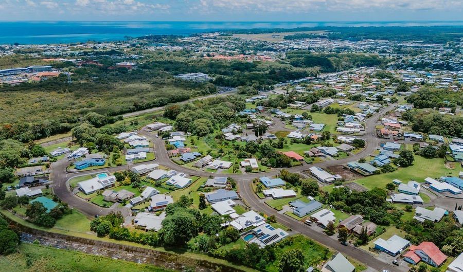 1084 APONO Pl, Hilo, HI 96720 - 4 Beds, 2 Bath