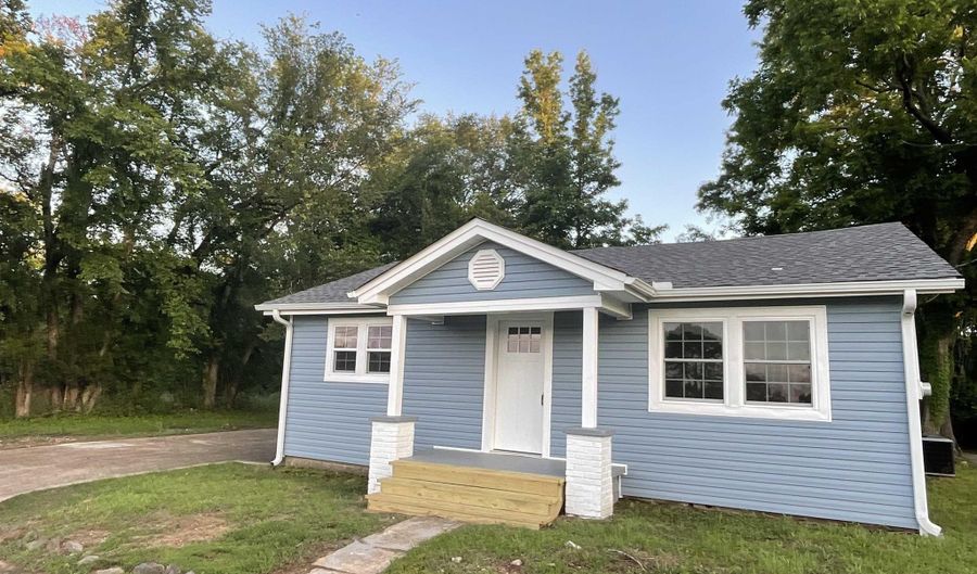 1437 Lincoln St, Arkadelphia, AR 71923 - 3 Beds, 2 Bath