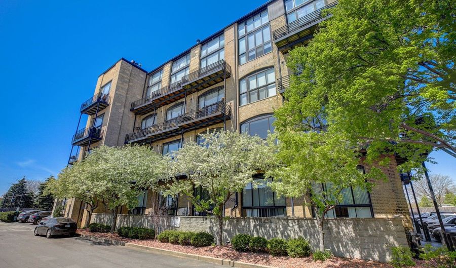 2614 N Clybourn Ave 301, Chicago, IL 60614 - 1 Beds, 2 Bath