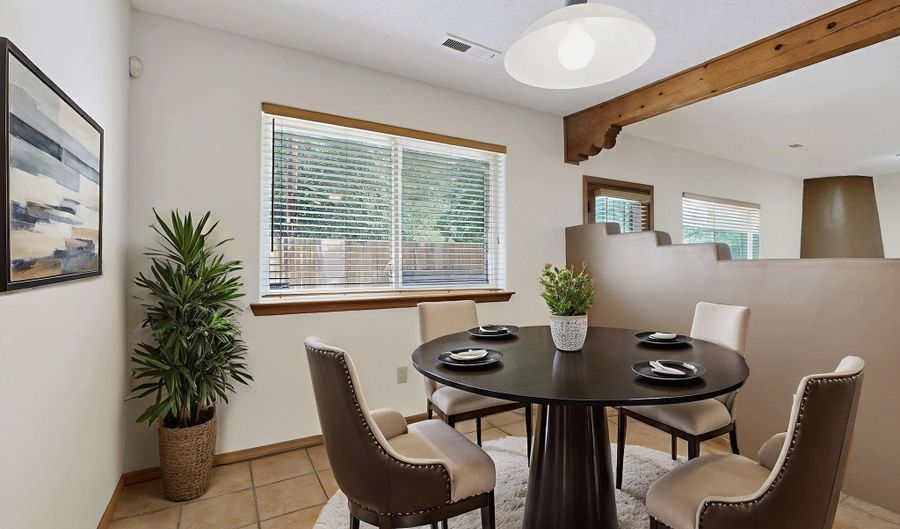 2105 SAN VENITO Rd NW, Albuquerque, NM 87104 - 3 Beds, 3 Bath