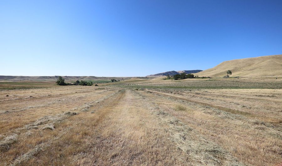 40 Hopkins Divide Loop, Buffalo, WY 82834 - 0 Beds, 0 Bath