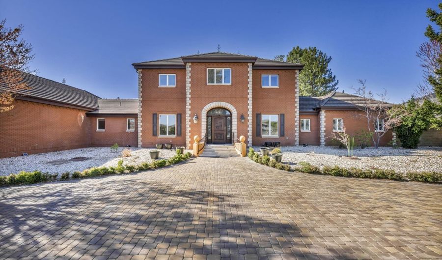 2501 Kensington Pl, Carson City, NV 89703 - 5 Beds, 6 Bath