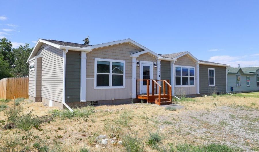 707 Washington, Belgrade, MT 59714 - 3 Beds, 2 Bath