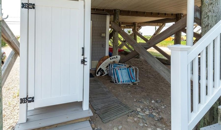 695 Charlestown Beach Rd, Charlestown, RI 02813 - 3 Beds, 2 Bath