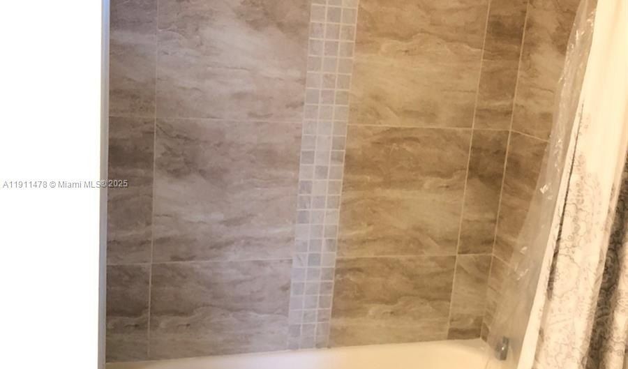 19655 E Country Club Dr 6405, Aventura, FL 33180 - 2 Beds, 2 Bath