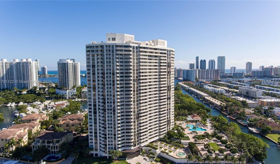 1000 W Island Blvd 2611, Aventura, FL 33160 - 2 Beds, 2 Bath