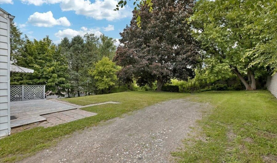 140 Everett Rd, Albany, NY 12205 - 3 Beds, 2 Bath