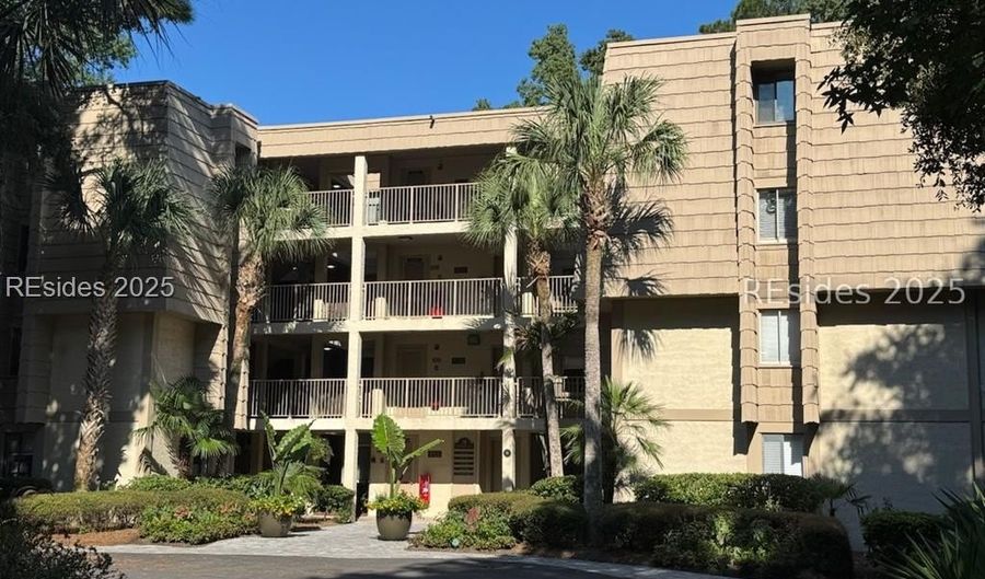 18 Lighthouse Rd 470, Hilton Head Island, SC 29928 - 2 Beds, 2 Bath