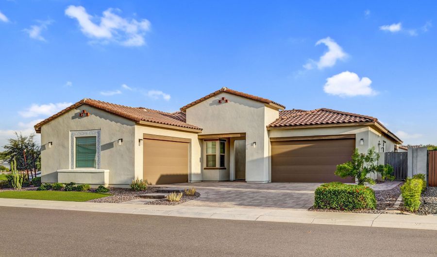 4235 E PRESCOTT Pl, Chandler, AZ 85249 - 5 Beds, 4 Bath