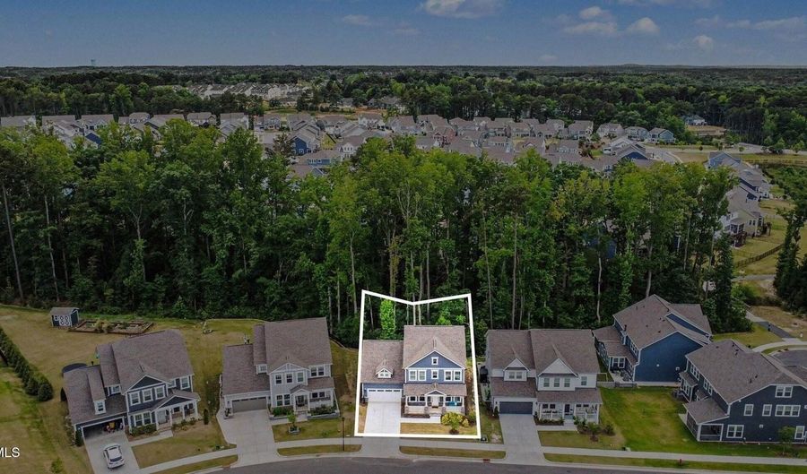 2719 Corydalis Way, Apex, NC 27502 - 5 Beds, 4 Bath