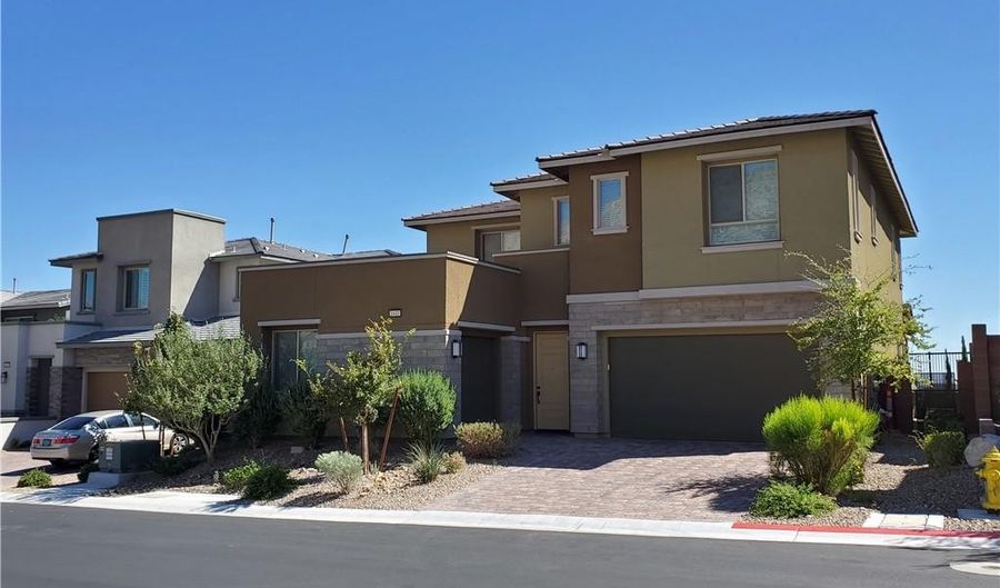 6440 Farness St, Las Vegas, NV 89135 - 4 Beds, 5 Bath