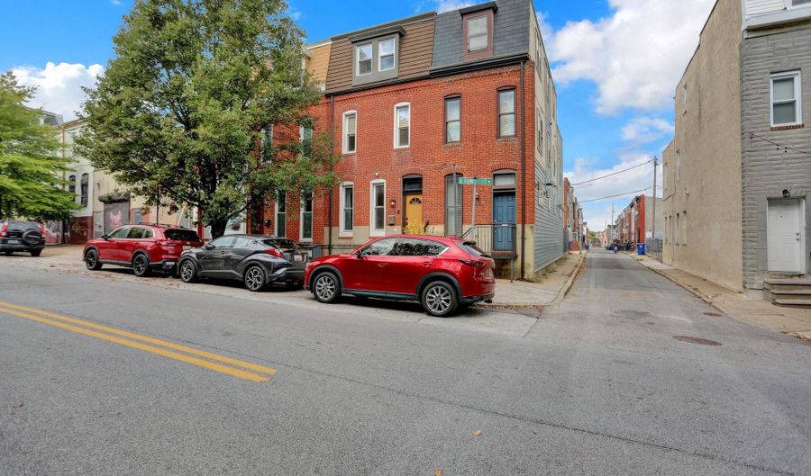 2308 E FAIRMOUNT Ave, Baltimore, MD 21224 - 4 Beds, 3 Bath