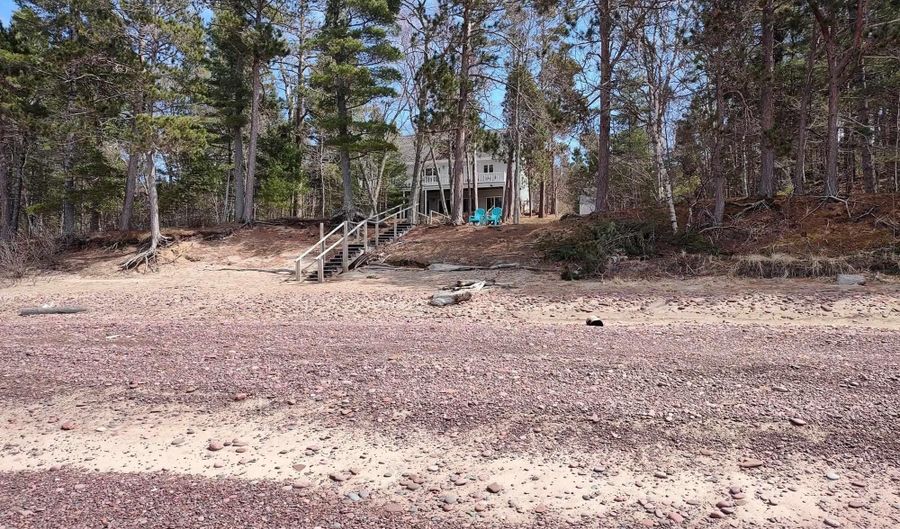 5877 Five Mile Point Rd, Allouez, MI 49805 - 3 Beds, 2 Bath