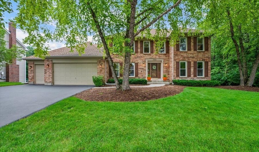 1661 Kensington Dr, Algonquin, IL 60102 - 4 Beds, 3 Bath