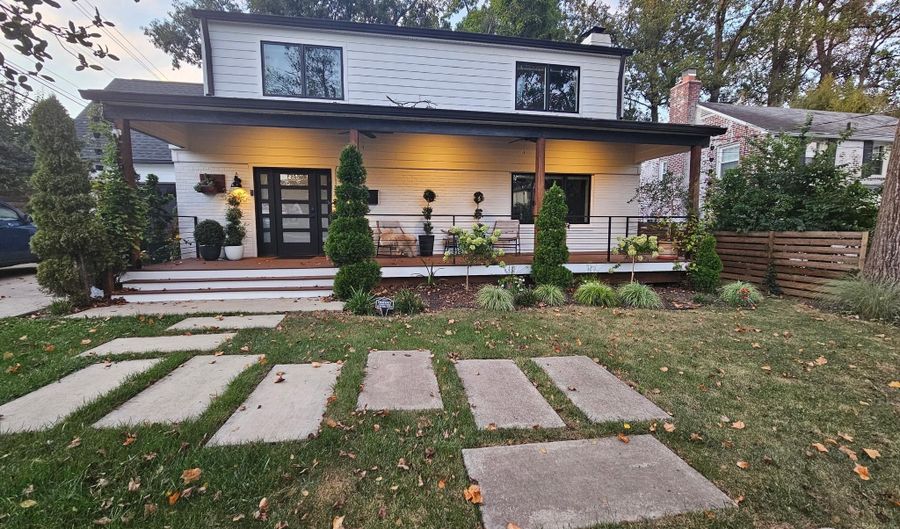 5311 ROOSEVELT St, Bethesda, MD 20814 - 4 Beds, 4 Bath