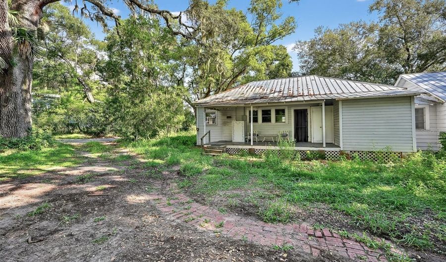 18832 COUNTY ROAD 42, Altoona, FL 32702 - 4 Beds, 2 Bath