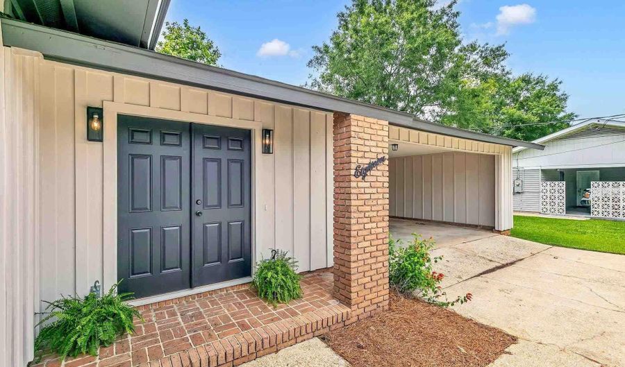 18 Rollins Pl, Atmore, AL 36502 - 3 Beds, 2 Bath