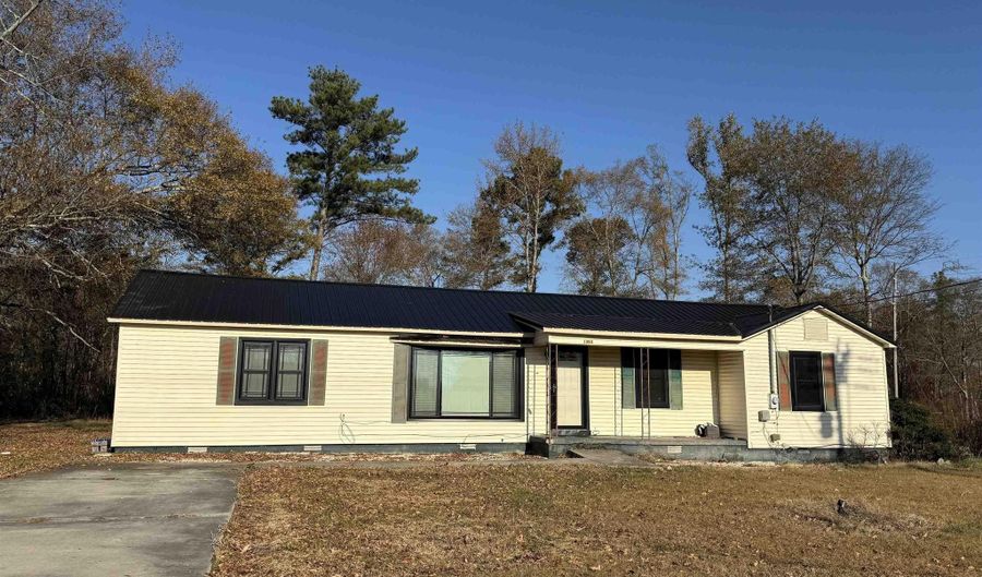 1303 Highpoint Rd, Albertville, AL 35950 - 4 Beds, 2 Bath