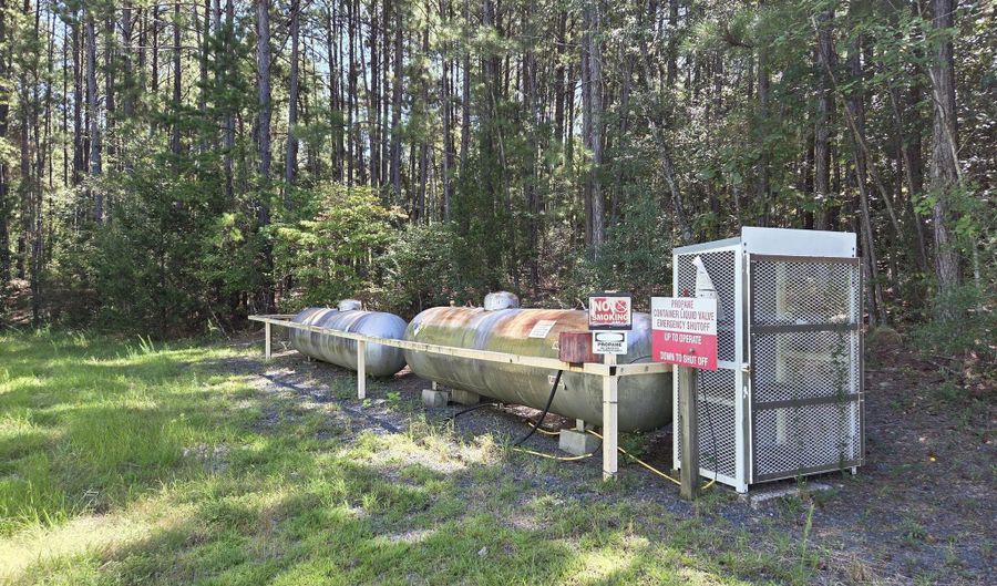 407 Glasgow St, Aberdeen, NC 28315 - 0 Beds, 0 Bath