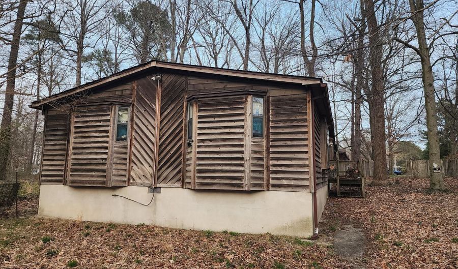 375 SANDBOX Rd, Harrington, DE 19952 - 4 Beds, 2 Bath