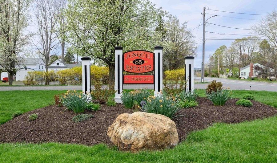 85 Main St 29, Belchertown, MA 01007 - 2 Beds, 3 Bath
