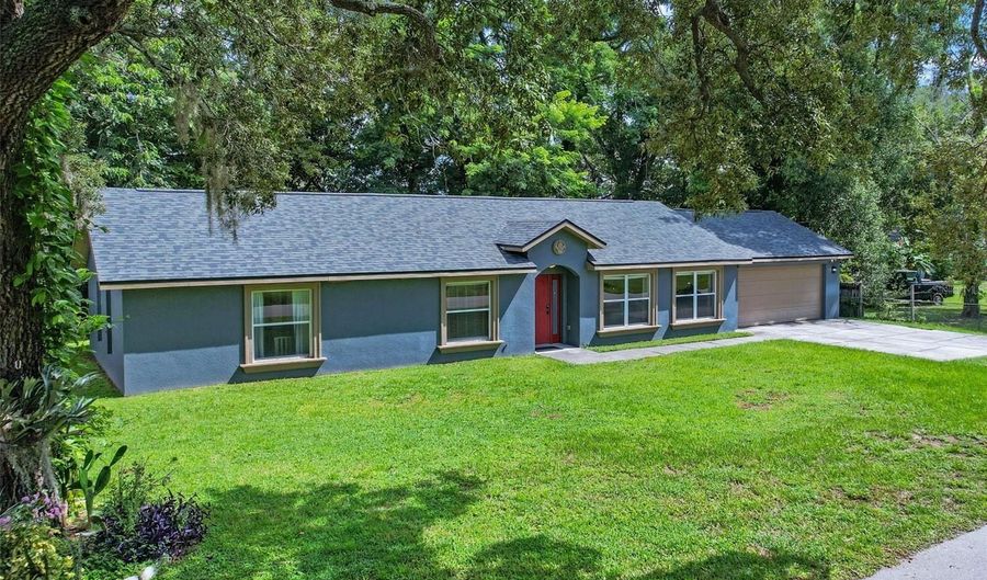 741 JEFFCOAT St, Apopka, FL 32703 - 3 Beds, 2 Bath