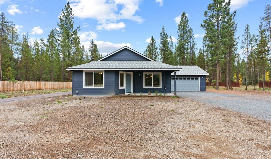 17271 Downey Rd, Bend, OR 97707 - 3 Beds, 2 Bath