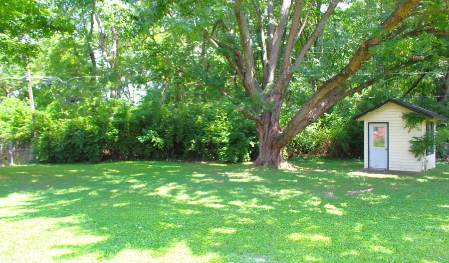 310 Stoner Dr, Anderson, IN 46013 - 3 Beds, 2 Bath