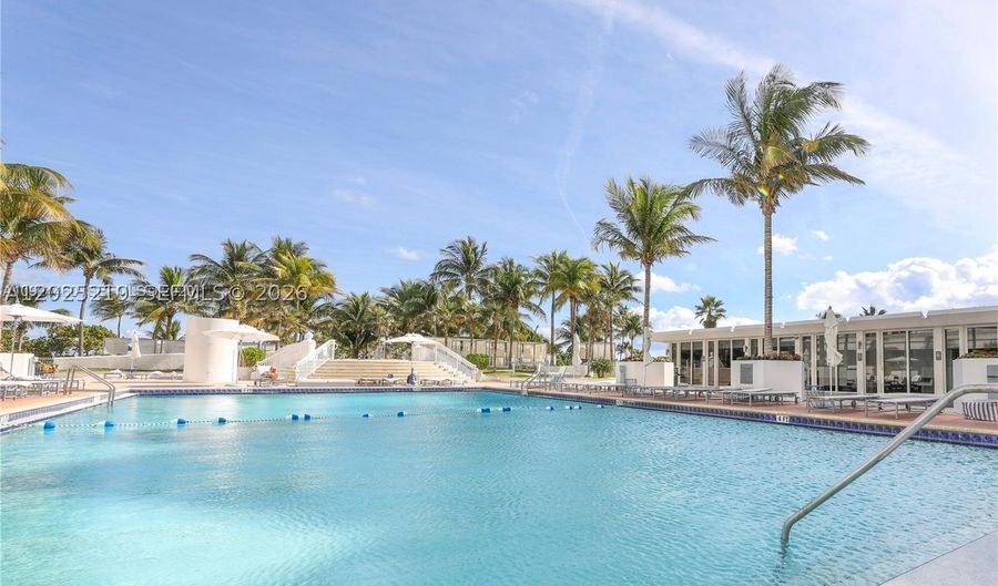 10275 E Collins Ave 324, Bal Harbour, FL 33154 - 1 Beds, 2 Bath