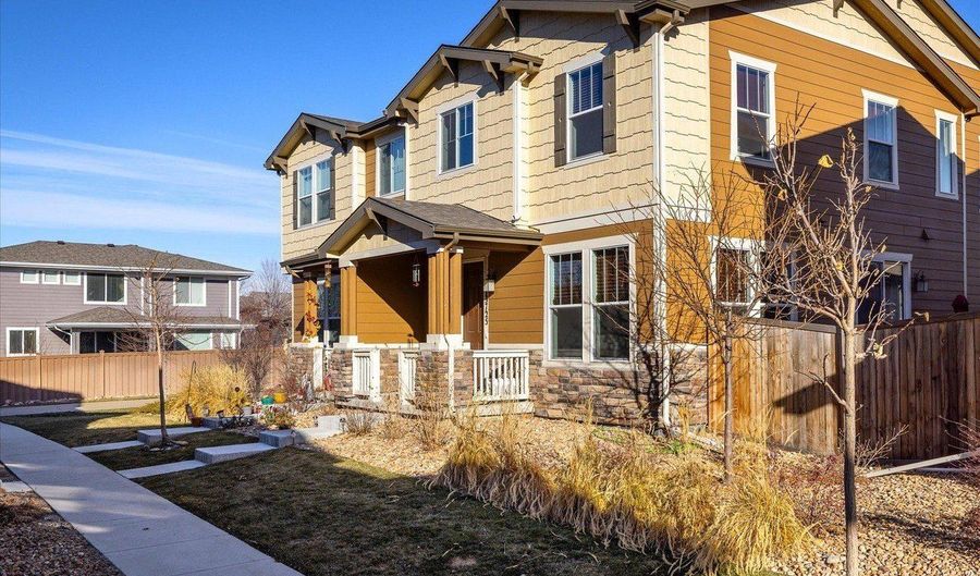 13725 Ash Cir, Brighton, CO 80602 - 3 Beds, 3 Bath
