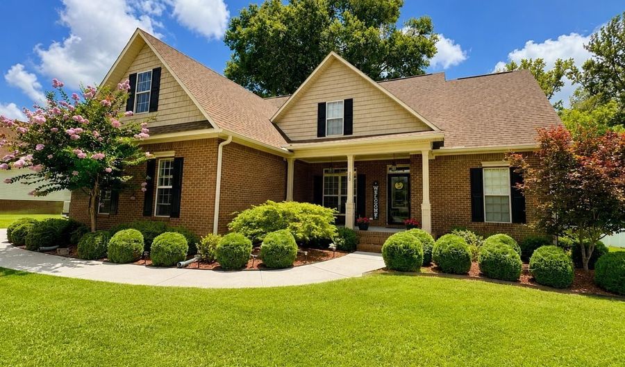 300 Teal St, Albertville, AL 35950 - 3 Beds, 3 Bath