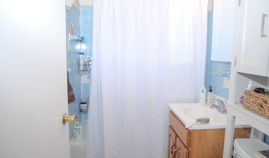 1039 Commonwealth Ave 33, Boston, MA 02215 - 0 Beds, 1 Bath
