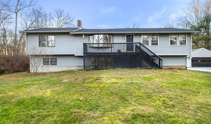73 Airline Rd, Clinton, CT 06413 - 4 Beds, 3 Bath